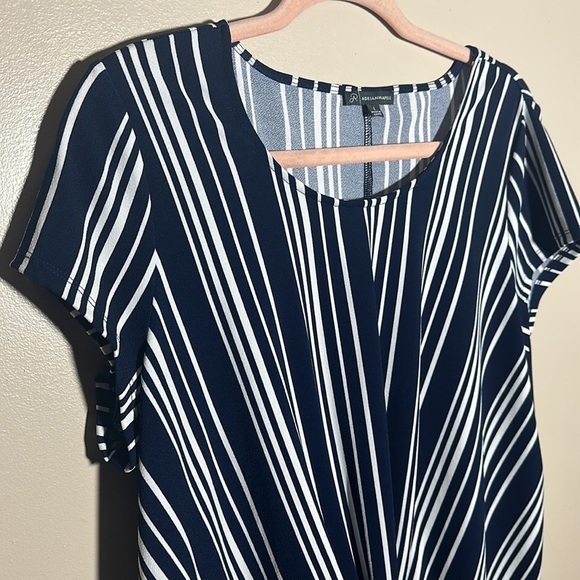 Adrianna Papell‎ Striped Navy White Career Top | Large - Picture 2 of 5